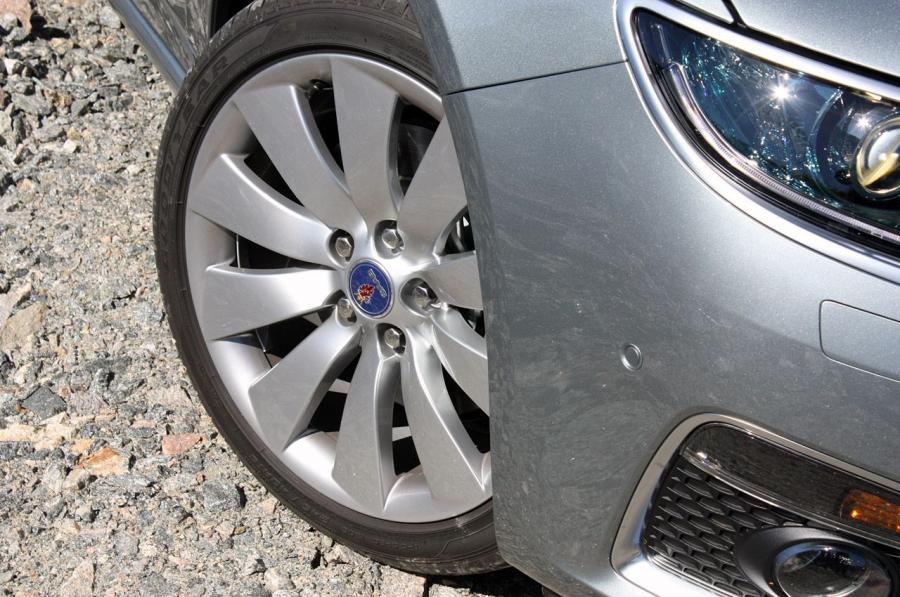  Saab 9-5 Sedan 2010 года  (фото 53 из 199)